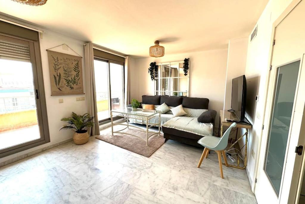 شقة Atico Puerto Marina 2 Hab Con Piscina, 500M De La Plata توريمولينوس المظهر الخارجي الصورة