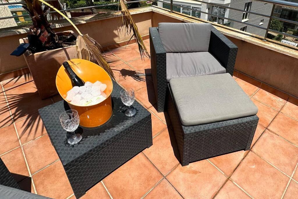 شقة Atico Puerto Marina 2 Hab Con Piscina, 500M De La Plata توريمولينوس المظهر الخارجي الصورة