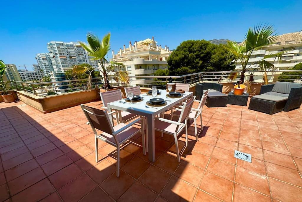 شقة Atico Puerto Marina 2 Hab Con Piscina, 500M De La Plata توريمولينوس المظهر الخارجي الصورة